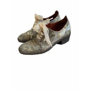 Dries Van Noten Shoes Heels Hand Tooled Dyed 6 Gold Silver Wingtip Leather